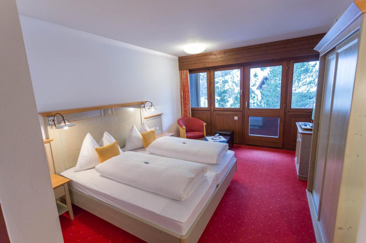 Hotel Neuwirt Mauterndorf  Bagian luar foto