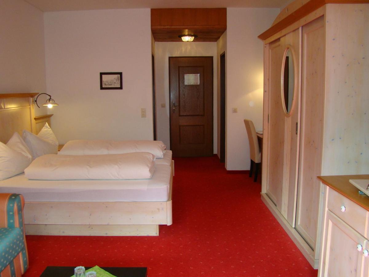 Hotel Neuwirt Mauterndorf  Bagian luar foto