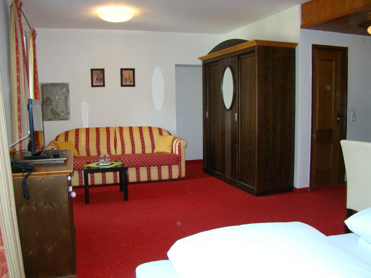 Hotel Neuwirt Mauterndorf  Bagian luar foto