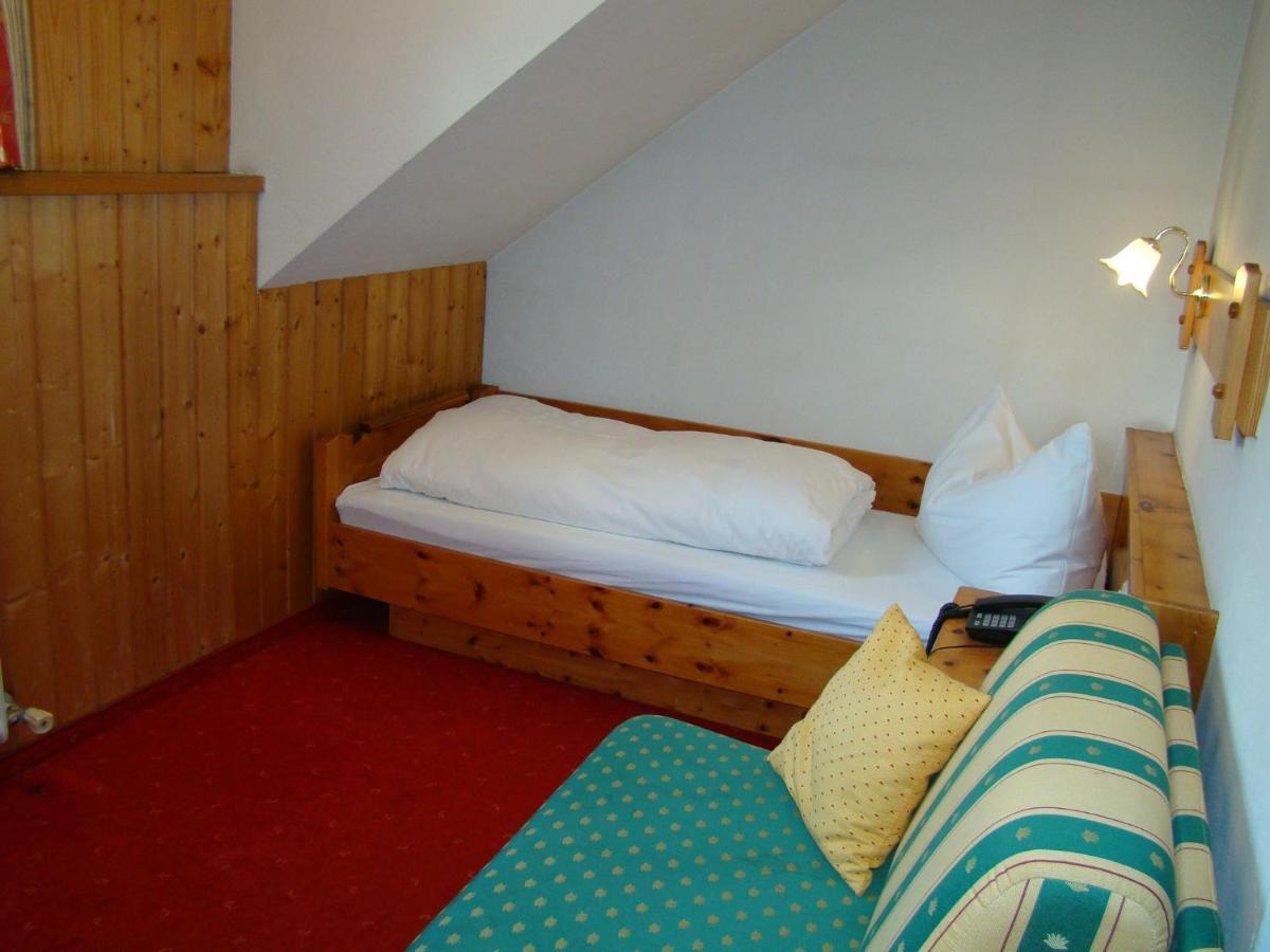 Hotel Neuwirt Mauterndorf  Bagian luar foto
