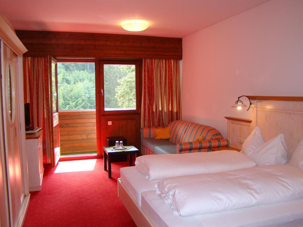 Hotel Neuwirt Mauterndorf  Bagian luar foto