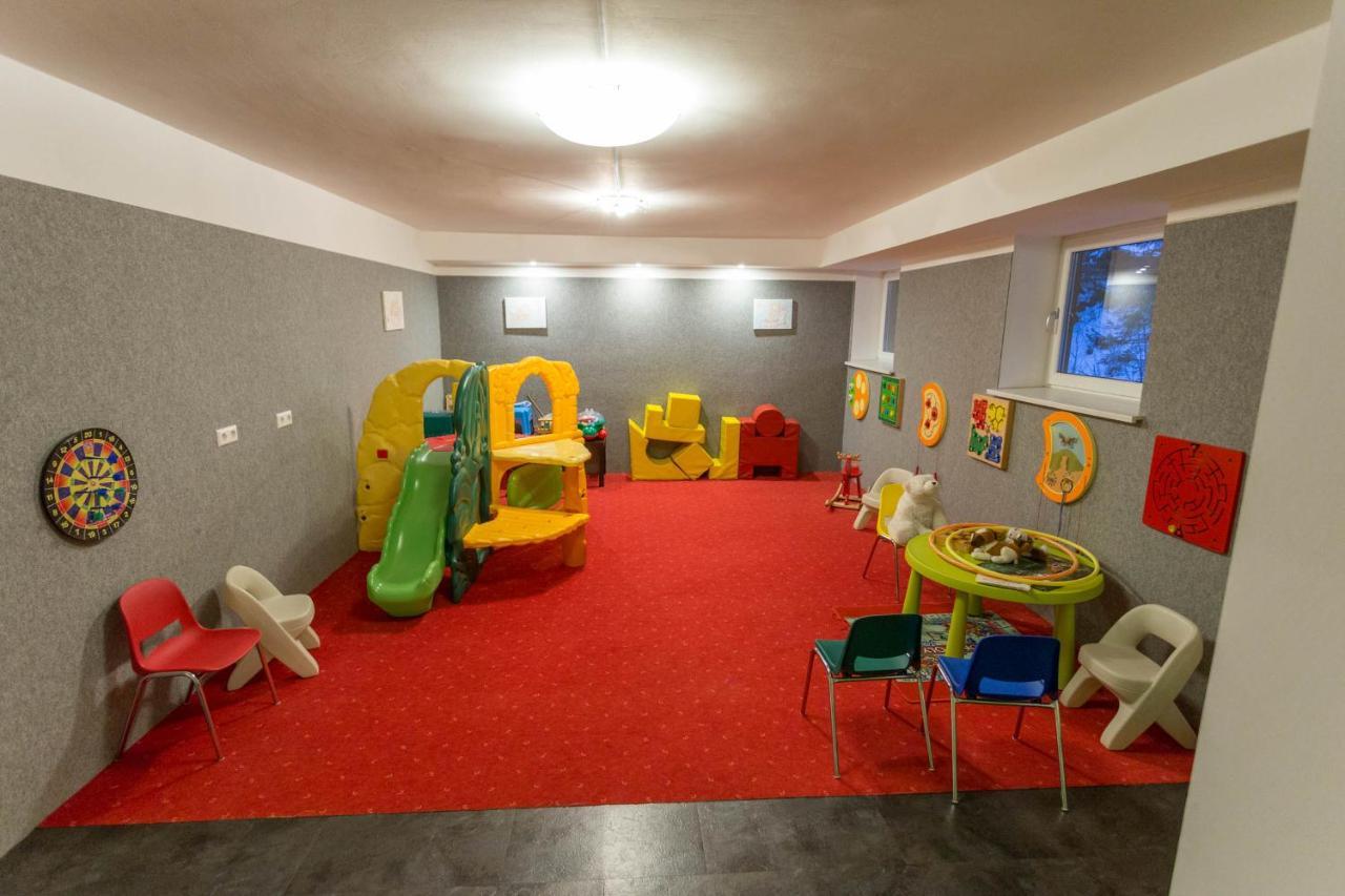 Hotel Neuwirt Mauterndorf  Bagian luar foto