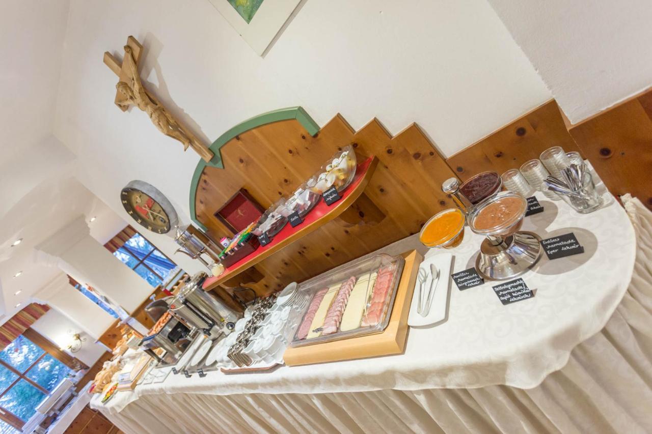 Hotel Neuwirt Mauterndorf  Bagian luar foto