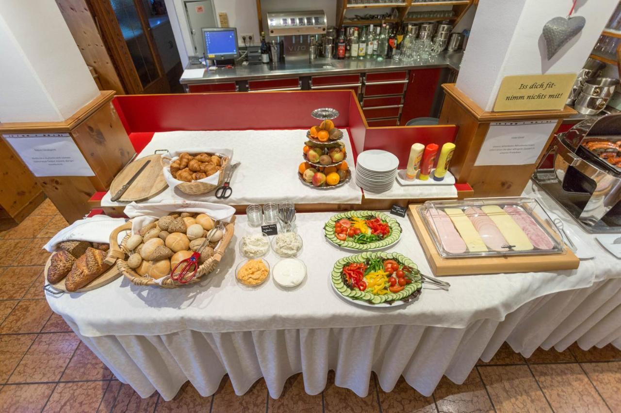 Hotel Neuwirt Mauterndorf  Bagian luar foto