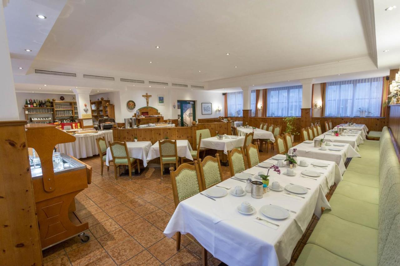 Hotel Neuwirt Mauterndorf  Bagian luar foto